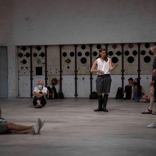 Alessandro Sciarroni &ndash; artista e coreografo Leone d&rsquo;oro alla Biennale di Venezia &ndash; debutta a Teatro Contatto 41 con Dream
