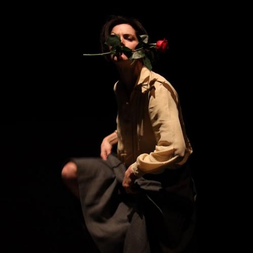 La danza della fragilit&agrave;: Luisa - spettacolo vincitore del Premio Scenario Periferie