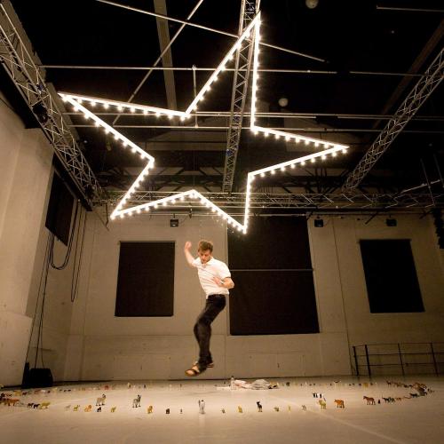 Sabato 21 gennaio due episodi del progetto Sad Sam (Adesso Sono) del performer croato Matija Ferlin