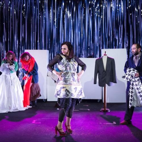 Fiabe s&igrave;, ma non solo per bambini. In prima nazionale, al Teatro S. Giorgio di Udine debutta CENERENTOLA