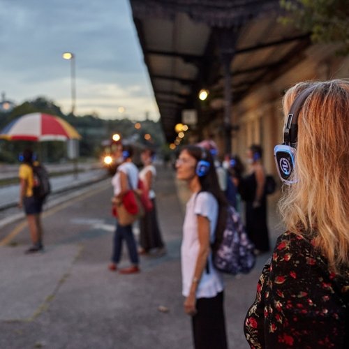 Wundertruppe / Piazza della solitudine, Promenade