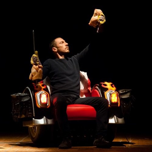 Babilonia Teatri / Pedigree