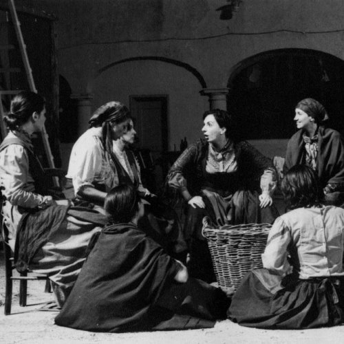 Bigatis - storie di donne friulane in filanda