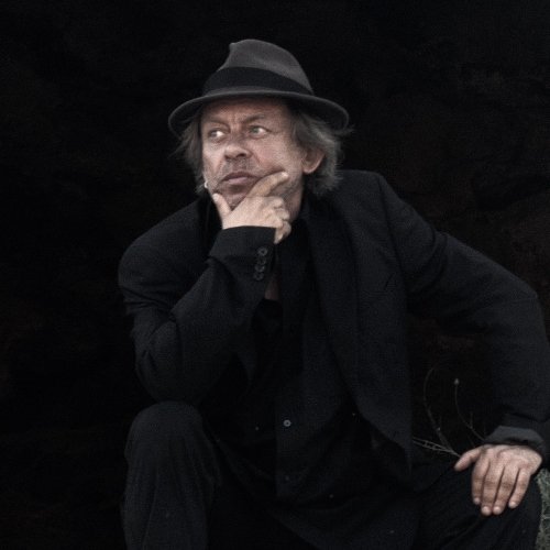 L'amore è un cane blu<br>la conquista dell'Est